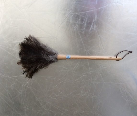 ostrich feather duster m28